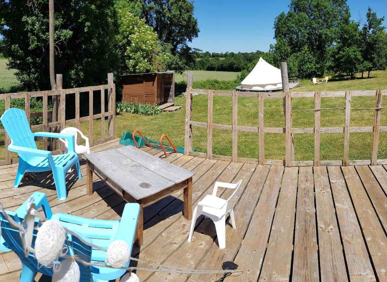 Curzay-sur-Vonne Camping La Petite Houmee מראה חיצוני תמונה