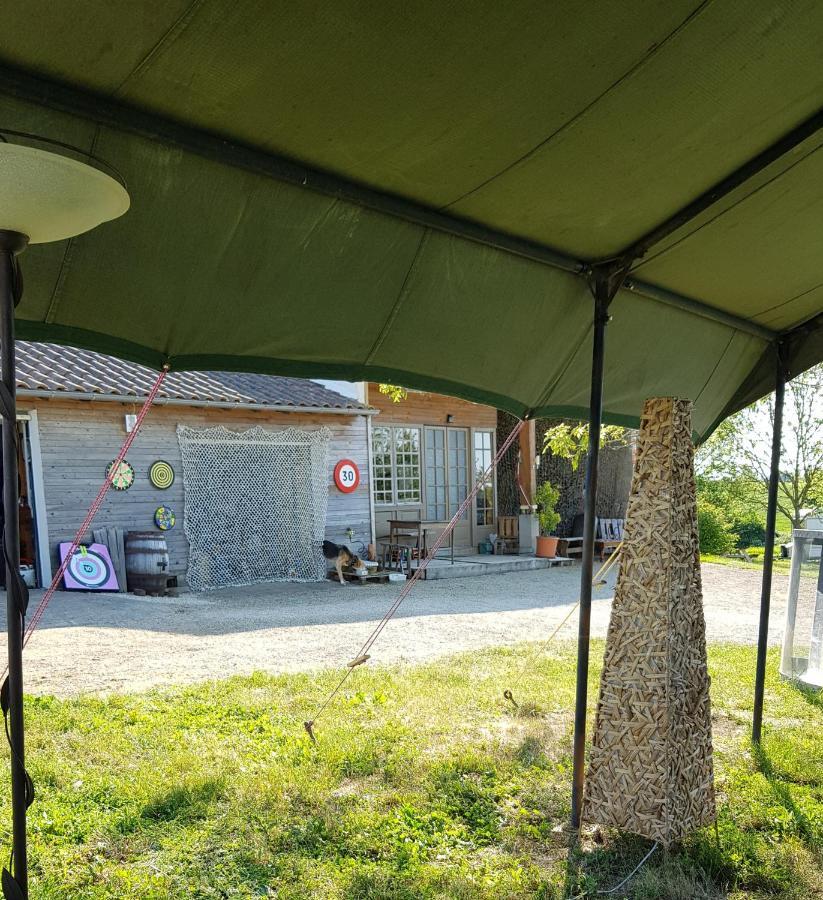 Curzay-sur-Vonne Camping La Petite Houmee מראה חיצוני תמונה